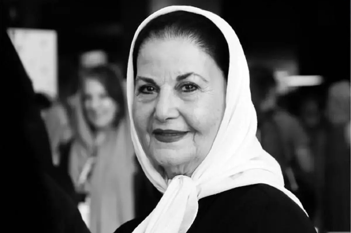 پوری بنایی در 33 سالگی و در نمایی از یک فیلم پوری بنایی در 33 سالگی و در نمایی از یک فیلم