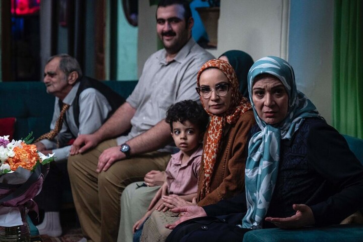 سریال «پایتخت۶» از کنداکتور شبکه آیفیلم حذف شد سریال «پایتخت۶» از کنداکتور شبکه آیفیلم حذف شد