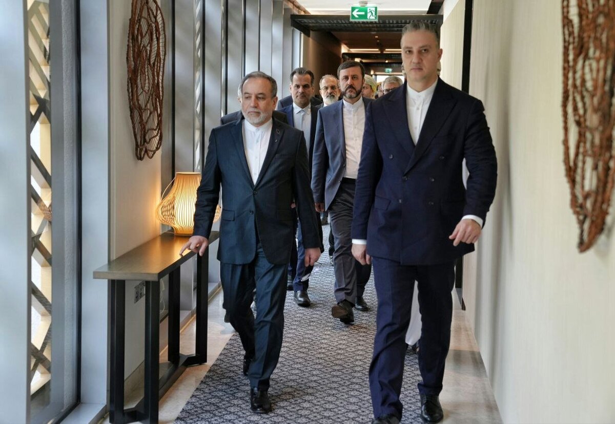 پای بازیگر مشهور پایتخت به مذاکرات ژنو باز شد! + عکس پای بازیگر مشهور پایتخت به مذاکرات ژنو باز شد! + عکس