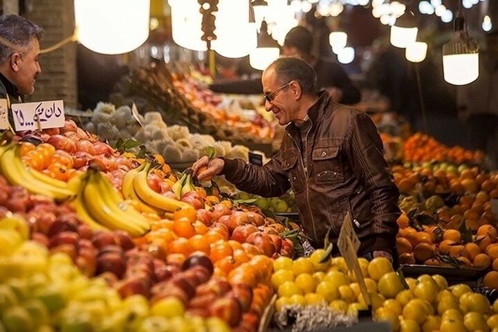 میوه شب عید در بازار تامین شده است/ استمرار نظارت بر بازار کالاهای اساسی میوه شب عید در بازار تامین شده است/ استمرار نظارت بر بازار کالاهای اساسی