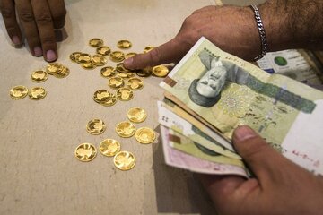 قیمت سکه و طلا امروز پنجشنبه ۶ فروردین ۱۴۰۵/ سکه روی مرز حساس قیمتی ایستاد + جدول قیمت سکه و طلا امروز پنجشنبه ۶ فروردین ۱۴۰۵/ سکه روی مرز حساس قیمتی ایستاد + جدول