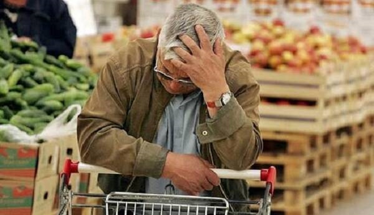 پشتپرده افزایش قیمت برخی کالاهای اساسی/ کمبود یا فقدان نظارت پشتپرده افزایش قیمت برخی کالاهای اساسی/ کمبود یا فقدان نظارت
