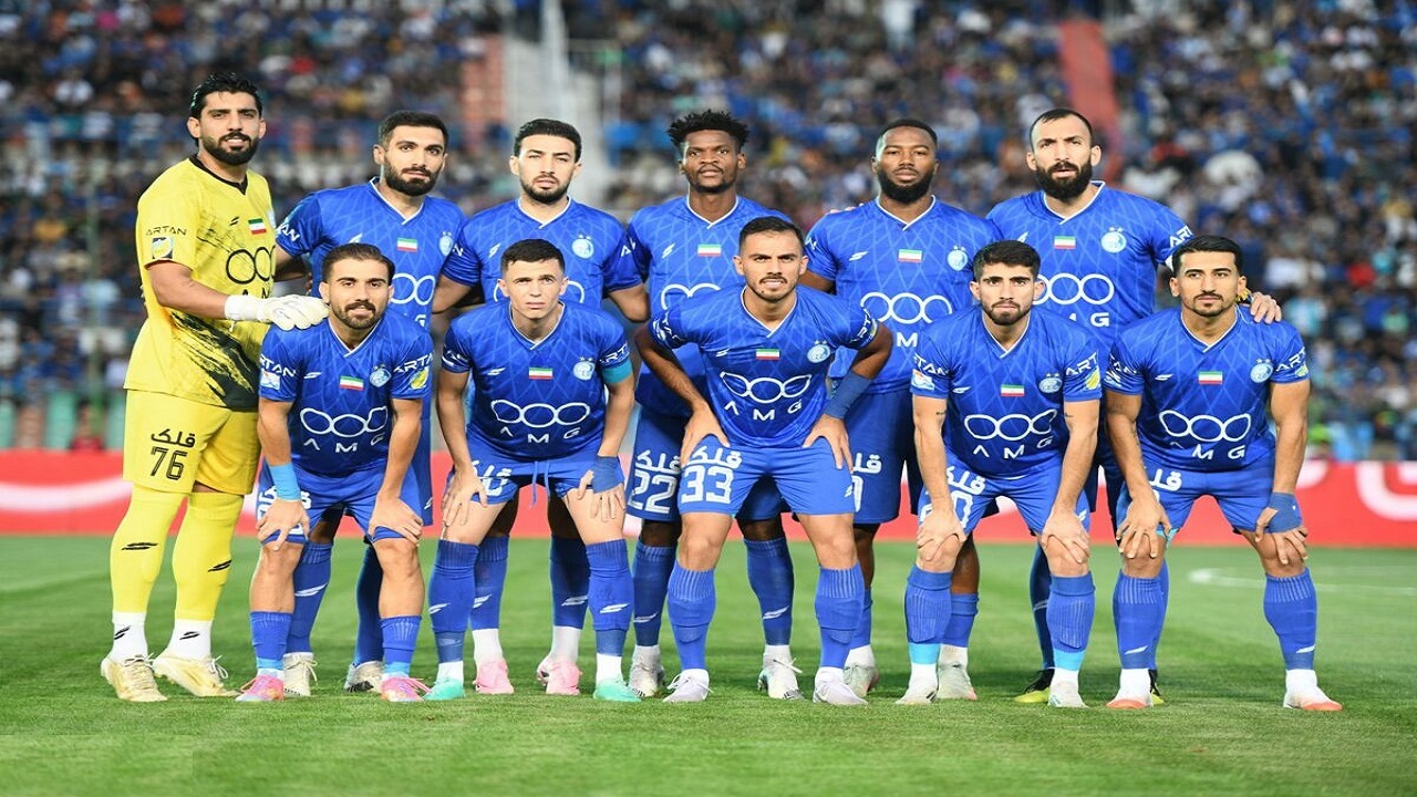 استقلال به دنبال جذب یک مهاجم جدید